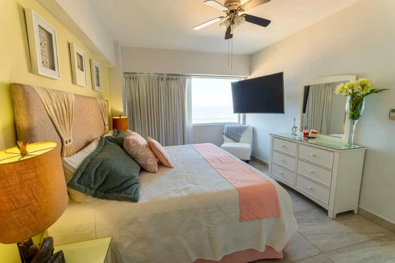 ¡Departamento Frente Al Mar De Mazatlan! Daire